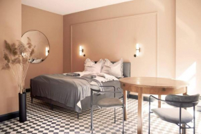 Elegant Apartment in the City Center
